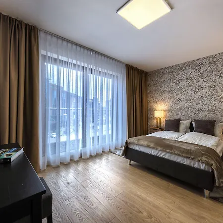 Apartment Alibi
